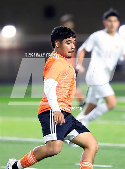 Thumbnail 2 in Grand Saline vs Brownsboro photogallery.
