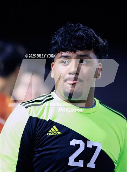 Thumbnail 3 in Grand Saline vs Brownsboro photogallery.