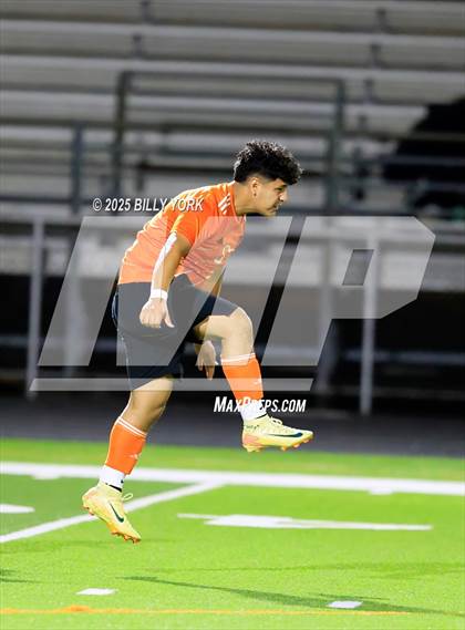 Thumbnail 2 in Grand Saline vs Brownsboro photogallery.
