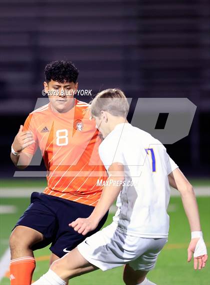 Thumbnail 2 in Grand Saline vs Brownsboro photogallery.