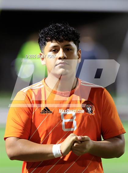 Thumbnail 3 in Grand Saline vs Brownsboro photogallery.