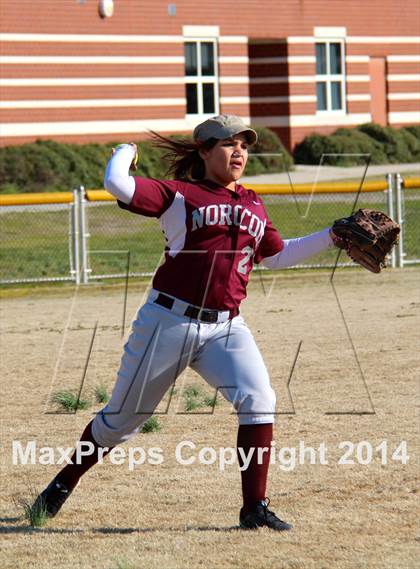 Thumbnail 3 in Norcom @ Norview photogallery.