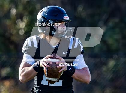 Thumbnail 2 in Washington-Liberty @ James Madison (VHSL 6D Northern Region Final) photogallery.
