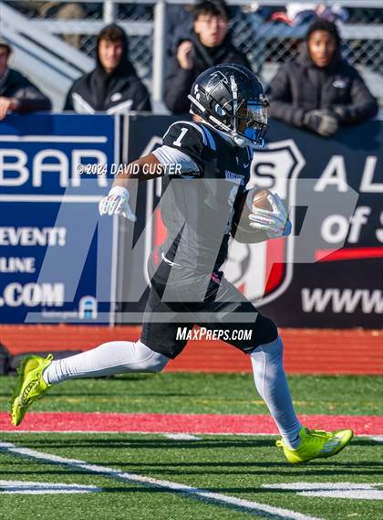 Thumbnail 2 in Washington-Liberty @ James Madison (VHSL 6D Northern Region Final) photogallery.