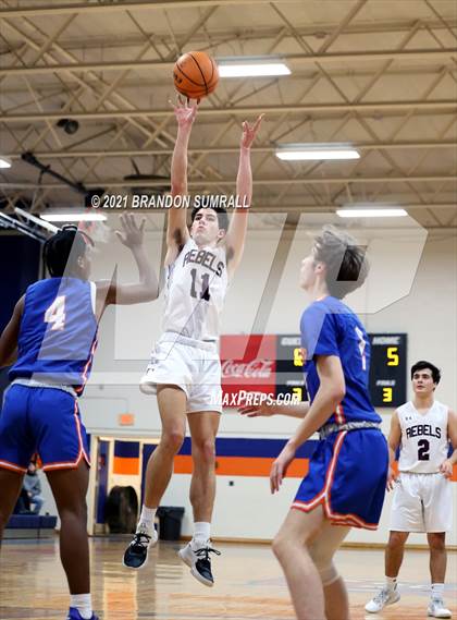 Thumbnail 2 in Chilton County vs Thorsby (County Tournament) photogallery.