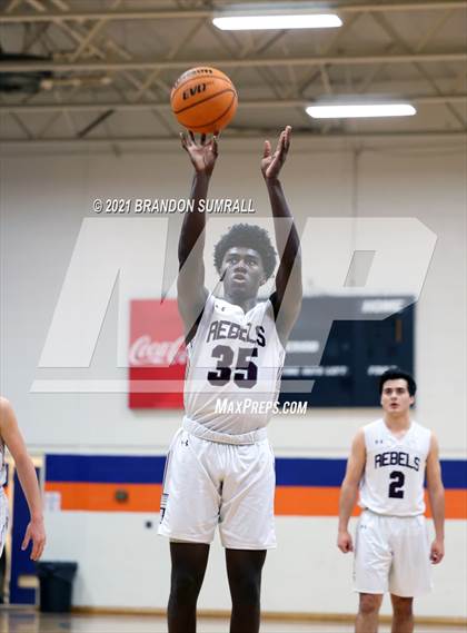 Thumbnail 1 in Chilton County vs Thorsby (County Tournament) photogallery.