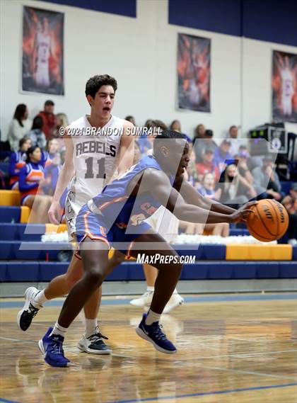 Thumbnail 2 in Chilton County vs Thorsby (County Tournament) photogallery.