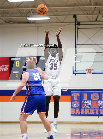 Thumbnail 2 in Chilton County vs Thorsby (County Tournament) photogallery.