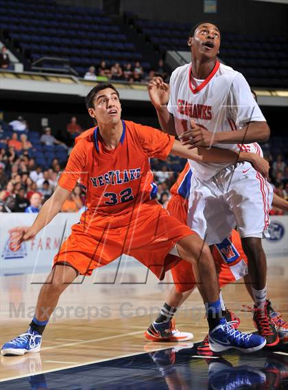 Thumbnail 3 in Redondo Union vs. Westlake CIF SS DIV 2A Final) photogallery.