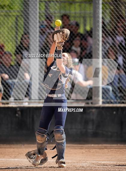 Thumbnail 3 in Duchesne vs. Enterprise (UHSAA 2A Semifinals) photogallery.