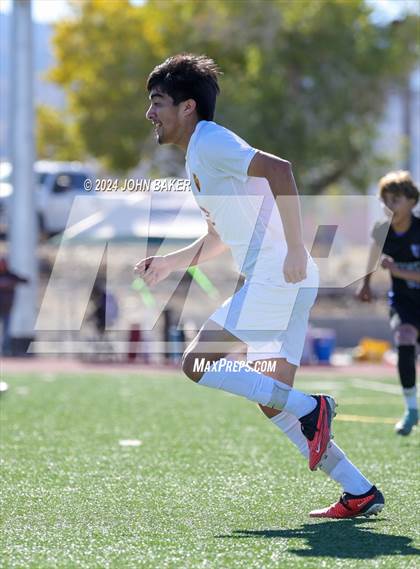 Thumbnail 1 in South Tahoe vs. Del Sol (NIAA 3A State Semifinals) photogallery.