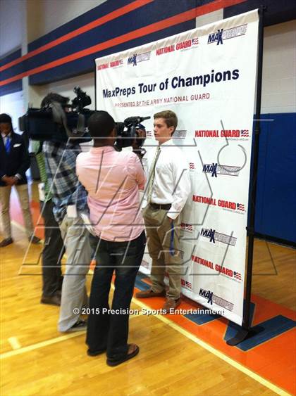 Thumbnail 3 in Madison Central TOC Ceremony photogallery.