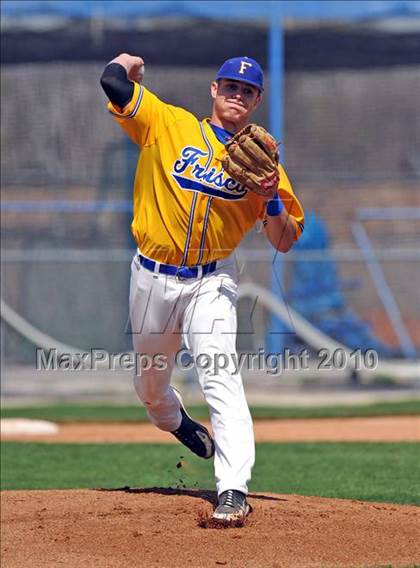 Thumbnail 3 in Wilson vs. Frisco photogallery.