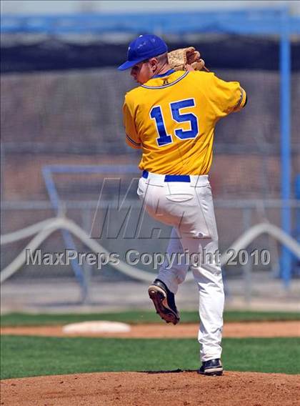 Thumbnail 3 in Wilson vs. Frisco photogallery.