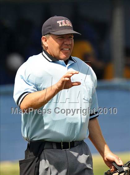 Thumbnail 3 in Wilson vs. Frisco photogallery.