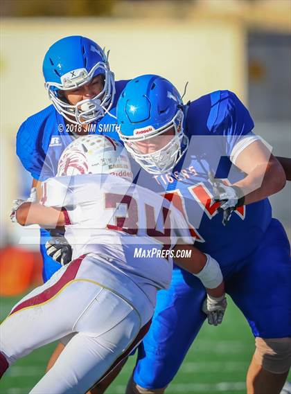 Thumbnail 2 in Belen @ Los Lunas (NMAA 5A Quarterfinal) photogallery.