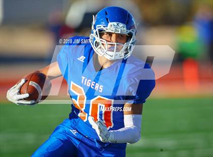 Thumbnail 1 in Belen @ Los Lunas (NMAA 5A Quarterfinal) photogallery.