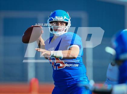 Thumbnail 1 in Belen @ Los Lunas (NMAA 5A Quarterfinal) photogallery.