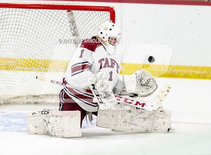 Thumbnail 2 in Taft School vs Tabor Academy (St. Paul's Jamboree) photogallery.