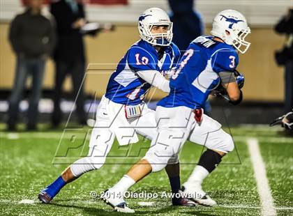 Thumbnail 2 in Graham vs. Argyle (UIL 4A Semifinal) photogallery.
