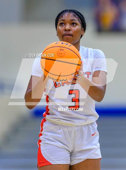 Thumbnail 3 in West Side vs Cabot (Atlas Asphalt Holiday Classic) photogallery.