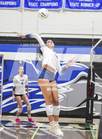 Thumbnail 3 in Perry vs ALA - Gilbert North (House of Payne Tournament) photogallery.