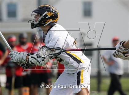 Thumbnail 1 in Hand vs. Pomperaug (CIAC Class M Quarterfinal) photogallery.