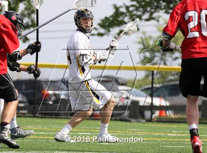 Thumbnail 3 in Hand vs. Pomperaug (CIAC Class M Quarterfinal) photogallery.