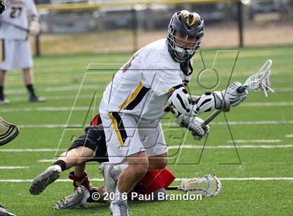 Thumbnail 3 in Hand vs. Pomperaug (CIAC Class M Quarterfinal) photogallery.