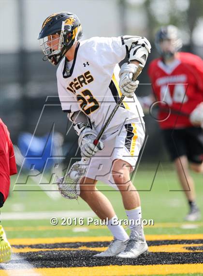 Thumbnail 1 in Hand vs. Pomperaug (CIAC Class M Quarterfinal) photogallery.