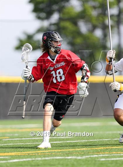 Thumbnail 2 in Hand vs. Pomperaug (CIAC Class M Quarterfinal) photogallery.