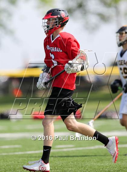 Thumbnail 3 in Hand vs. Pomperaug (CIAC Class M Quarterfinal) photogallery.