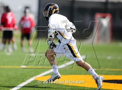 Thumbnail 3 in Hand vs. Pomperaug (CIAC Class M Quarterfinal) photogallery.