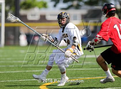 Thumbnail 2 in Hand vs. Pomperaug (CIAC Class M Quarterfinal) photogallery.