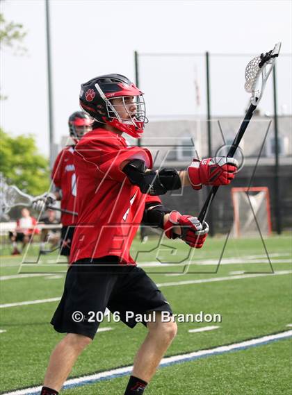 Thumbnail 3 in Hand vs. Pomperaug (CIAC Class M Quarterfinal) photogallery.