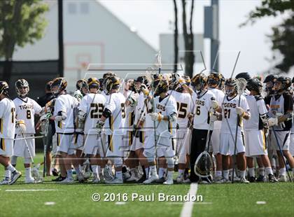 Thumbnail 3 in Hand vs. Pomperaug (CIAC Class M Quarterfinal) photogallery.