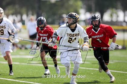 Thumbnail 1 in Hand vs. Pomperaug (CIAC Class M Quarterfinal) photogallery.