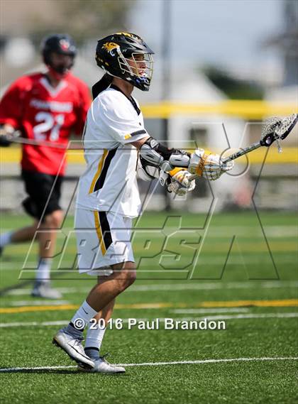 Thumbnail 3 in Hand vs. Pomperaug (CIAC Class M Quarterfinal) photogallery.