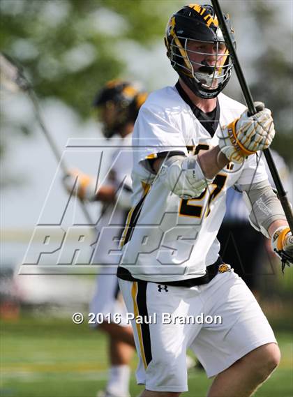 Thumbnail 2 in Hand vs. Pomperaug (CIAC Class M Quarterfinal) photogallery.