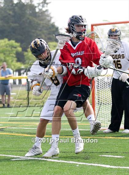 Thumbnail 3 in Hand vs. Pomperaug (CIAC Class M Quarterfinal) photogallery.