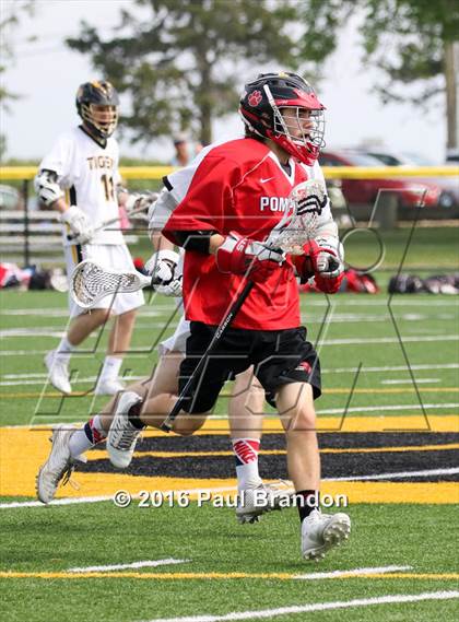 Thumbnail 1 in Hand vs. Pomperaug (CIAC Class M Quarterfinal) photogallery.