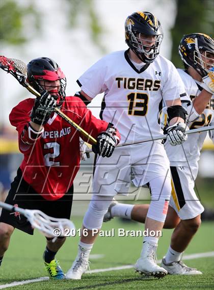 Thumbnail 2 in Hand vs. Pomperaug (CIAC Class M Quarterfinal) photogallery.