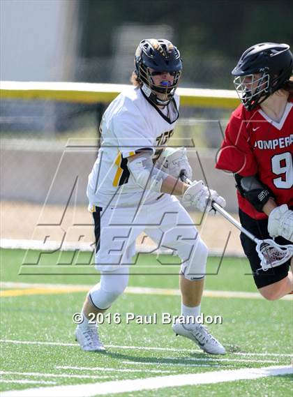 Thumbnail 1 in Hand vs. Pomperaug (CIAC Class M Quarterfinal) photogallery.