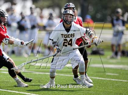 Thumbnail 1 in Hand vs. Pomperaug (CIAC Class M Quarterfinal) photogallery.
