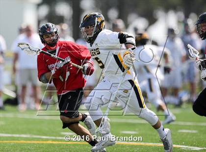 Thumbnail 3 in Hand vs. Pomperaug (CIAC Class M Quarterfinal) photogallery.