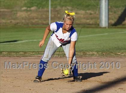 Thumbnail 2 in Bullard @ Gilmer photogallery.