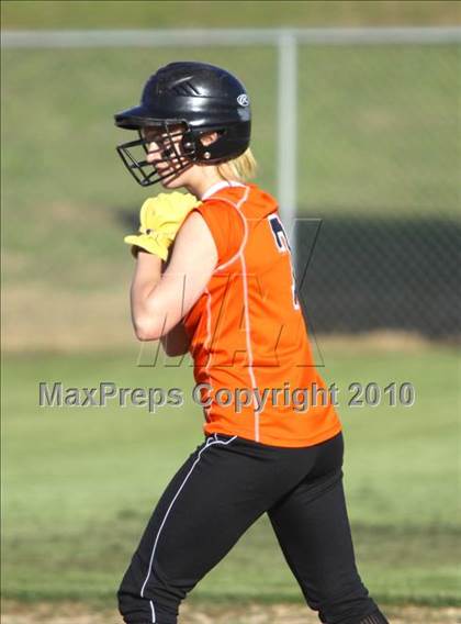 Thumbnail 1 in Bullard @ Gilmer photogallery.