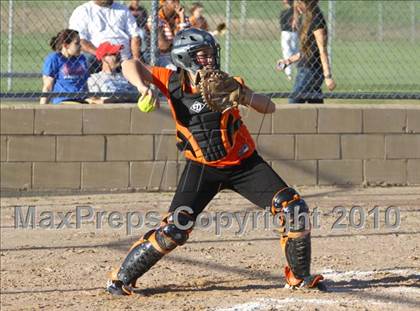 Thumbnail 2 in Bullard @ Gilmer photogallery.