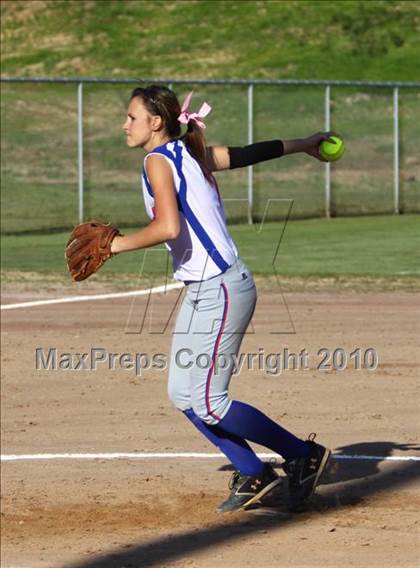 Thumbnail 3 in Bullard @ Gilmer photogallery.