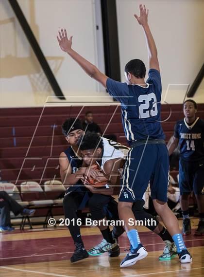 Thumbnail 3 in Sweet Home @ East (Martin Luther King Jr. Classic) photogallery.